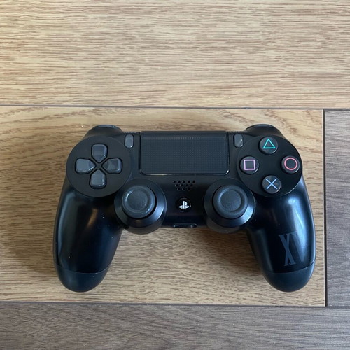 PlayStation 4 Slim Final Fantasy XV Luna Limited Edition 1TB μεταχειρισμένη