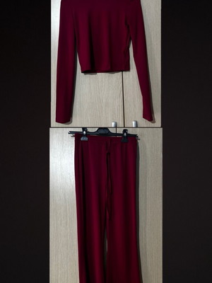 Set of 2 burgundy airy pieces xsmall like new
