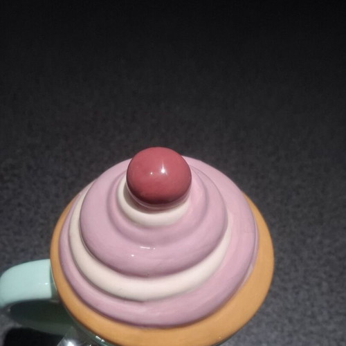 Next Novelty Cupcake Mug with Lid new ceramic cup