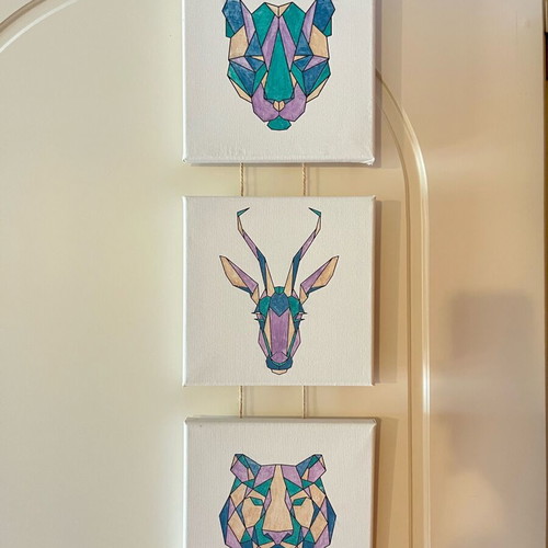 Set of 3 geometric animal canvases like new, Scandinavian & Boho decor