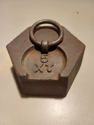 Weight 5 kg used, old cast iron scale weight