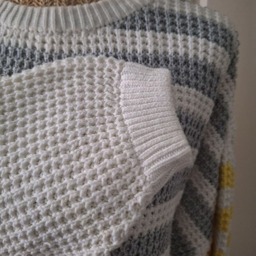 Lucifair women's three-color knitted sweater with stripes like new