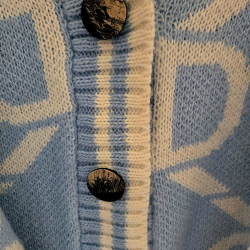 Cardigan with pattern like new, blue, one size