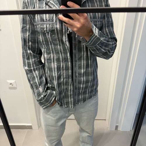 Striped shirt like new, size M