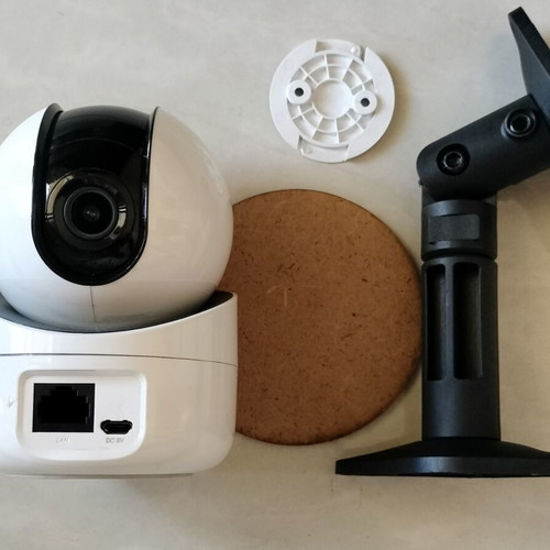 Safire indoor surveillance camera like new