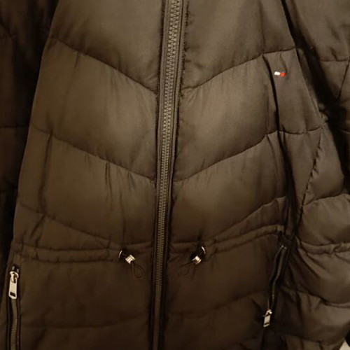 Tommy Hilfiger quilted jacket women's size L like new, black