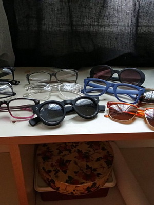 Glasses set like new, sunglasses and optical frames