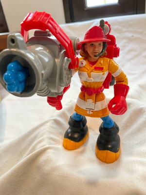 Fisher Price Rescue Heroes Wendy Waters figure used with water cannon 1998