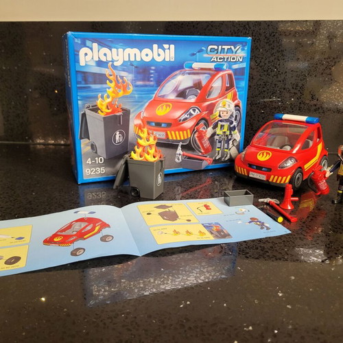 Playmobil 9235 City Action small fire truck with firefighter like new