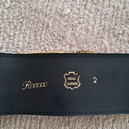 Rococo belt like new with chains and black fur