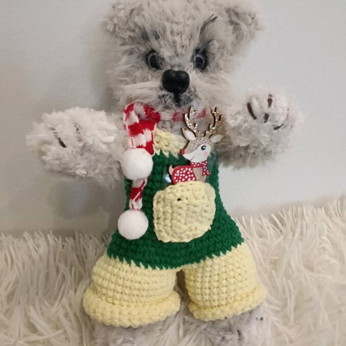 Handmade knitted cat toy new, 18cm with movable paws and head