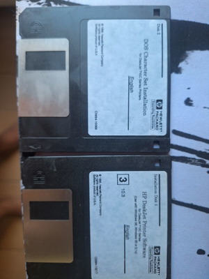 Floppy disks used, unknown functionality