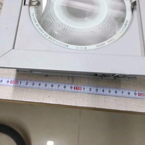 Recessed light with incandescent bulb and transformer new