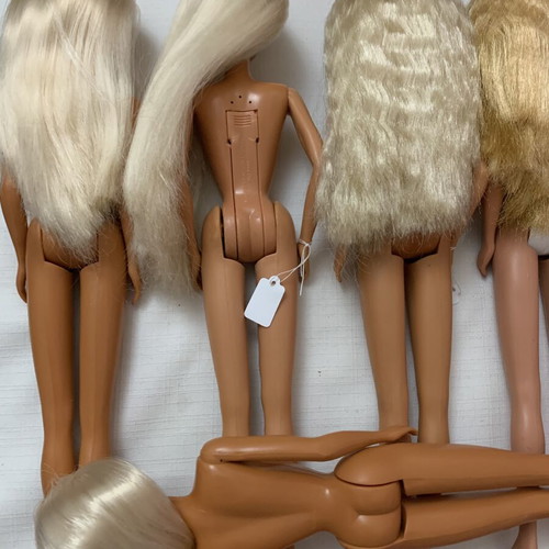 Sindy dolls vintage set of 7 used with defects