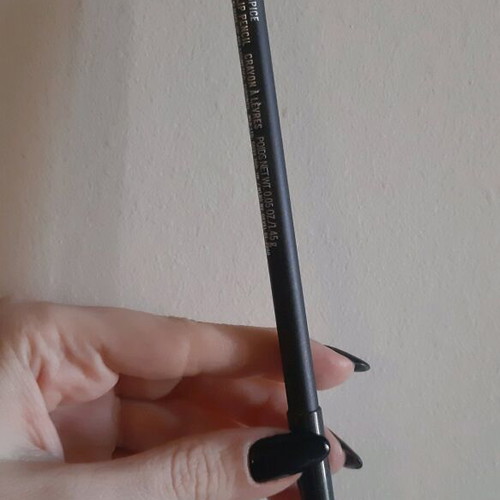 Mac lip pencil in spice shade like new