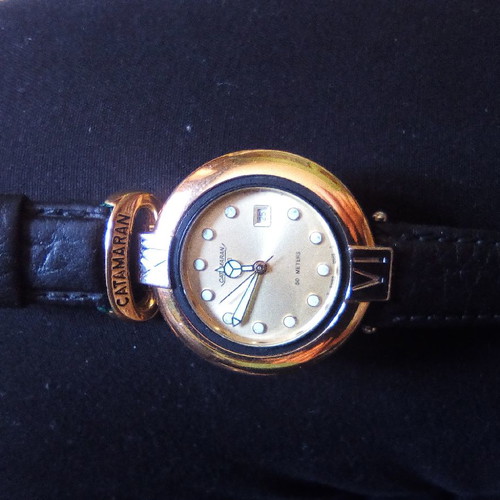 Catamaran wristwatch women's used with leather strap