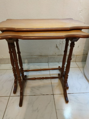 Τραπεζάκια βοηθητικά σαλονιού μεταχειρισμένα, σετ 2