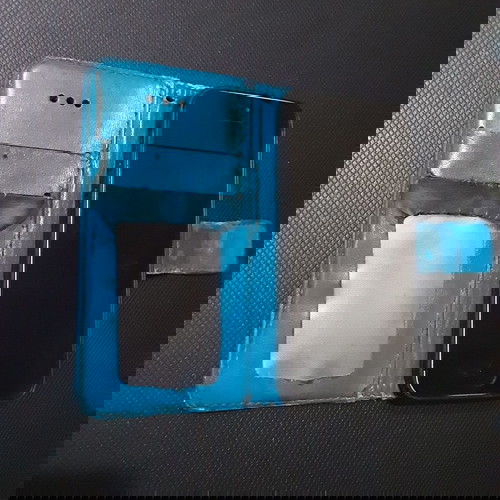 iPhone SE Space Gray (счупен Hub Button!)