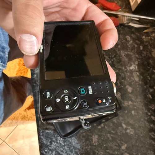 Nikon video camera like new with leather case