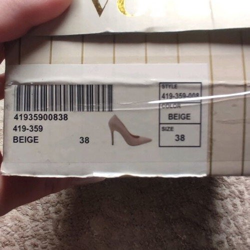 Voi & Noi Nude Pumps New Size 38 with Box