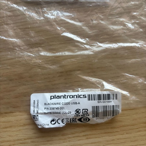Plantronics Blackwire C3220 Stereo USB headset, new