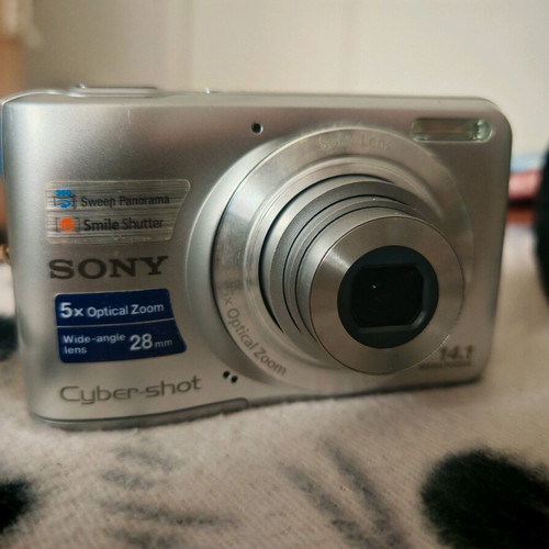 Sony Cybershot S5000 ψηφιακή φωτογραφική μηχανή μεταχειρισμένη με γνήσια θήκη και κάρτα μνήμης
