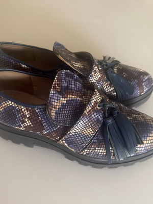 Pargiana leather shoes like new, size 39, purple