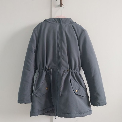 Benetton girls jacket like new, warm