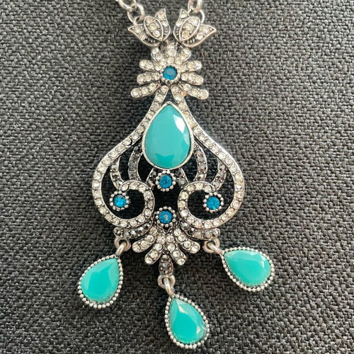 Statement necklace with turquoise stones and blue rhinestones new