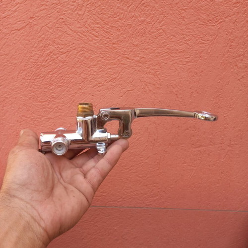 MCM water foot valve like new, for professional use, dual inlet
