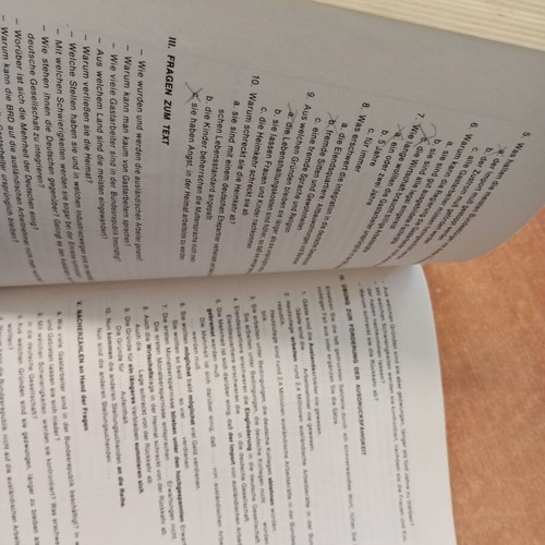 Deutsch am Kiosk 2nd edition by L Claessens