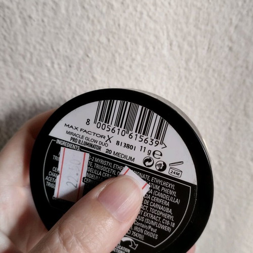 Max Factor Miracle Glow Duo new bronzing and highlighter