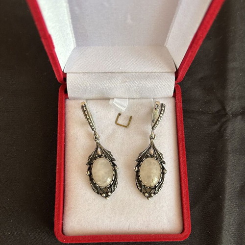 Vintage silver earrings (925) used with stone