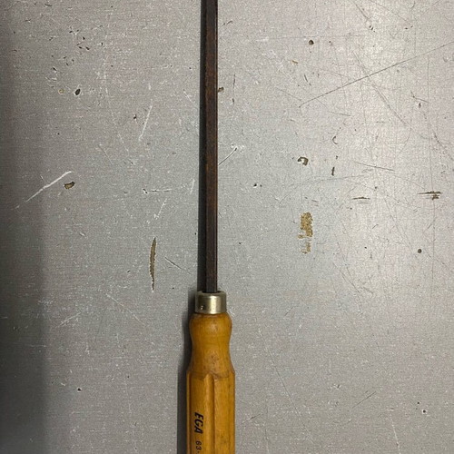 EGA screwdriver with wooden handle flat tip 9x200 like new