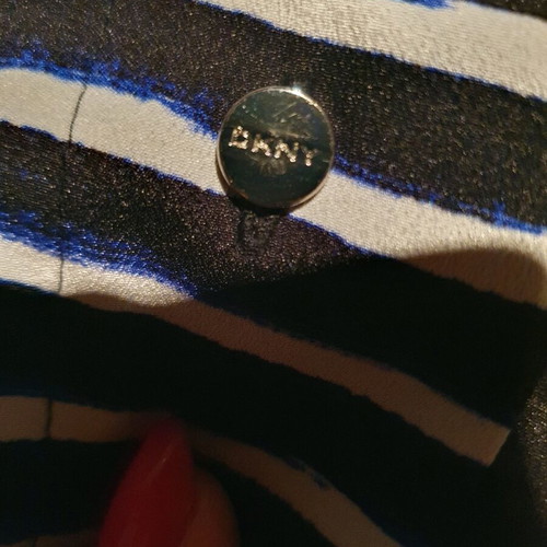 DKNY wrap shirt like new, white and blue, size M