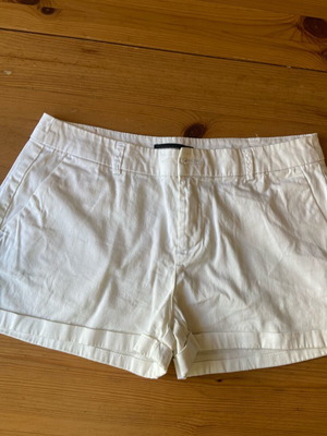 Terranova white women's fabric shorts like new, size L