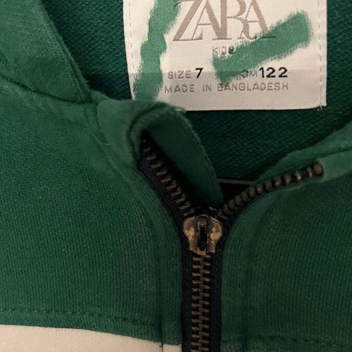 Zara sweatshirt size 7 122cm used, multicolor with broken zipper pull