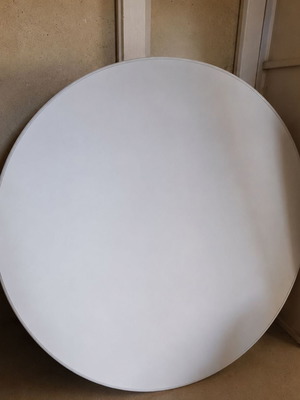 Catering tables round 150cm polypropylene set of 5 with tablecloths like new