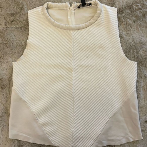 Mango Suit white embossed top like new, size M