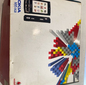 Nokia N95 με λογότυπο Vodafone