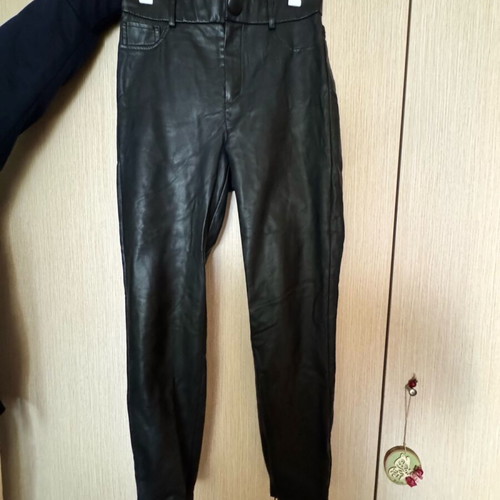 Black leather pants Zara like new, slim fit