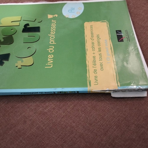 À ton tour 3 French learning books used, level A2, 2009 edition, pack of 3