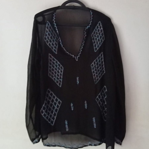 Women's blazer with embossed design like new, black