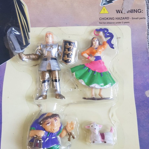 Chap Mei The Hunchback of Notre Dame figures used, sealed packaging