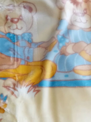 Velveteen baby crib blanket new, Spanish style 110×140cm