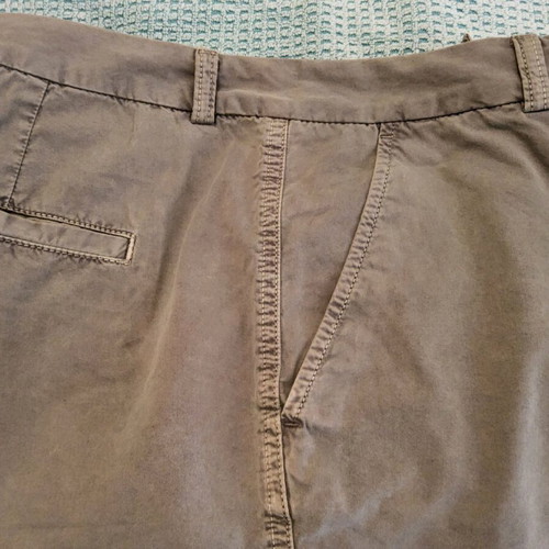 M&S women's chino shorts size 12 Eur40 like new, khaki