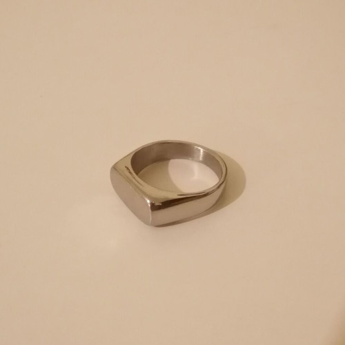 Women's ring used 1.7 cm silver