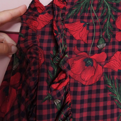 Zara oversized shirt like new, burgundy checkered with poppies