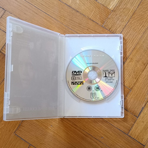 The Bone Collector DVD like new, crime thriller with subtitles