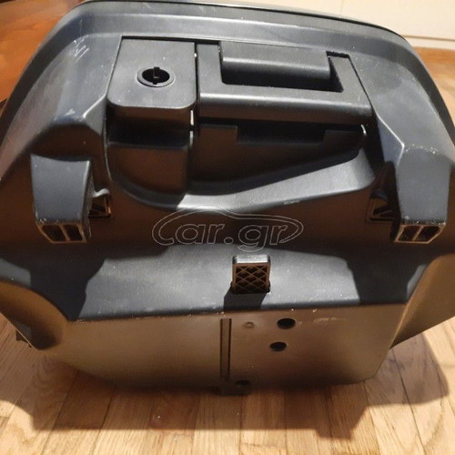 Yamaha side case used without lock
